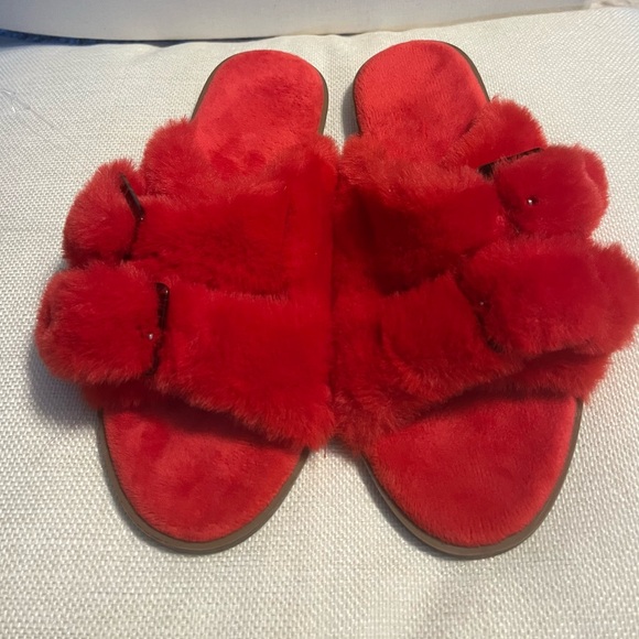 NWT LOFT Faux Fur Buckle Slippers - Women Size S 5-6 - Picture 2 of 5